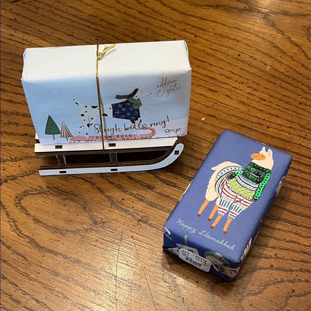 Festive Holiday Soap‎ Set